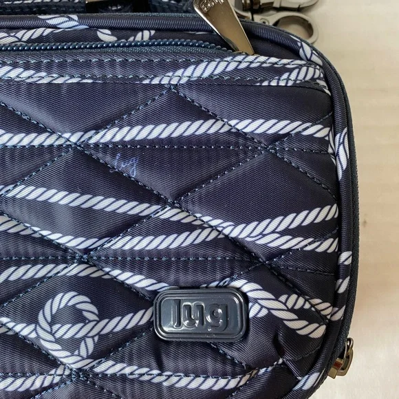 Lug Roundabout 2 Convertible Wallet Crossbody Nautical Navy New - Picture 4 of 16